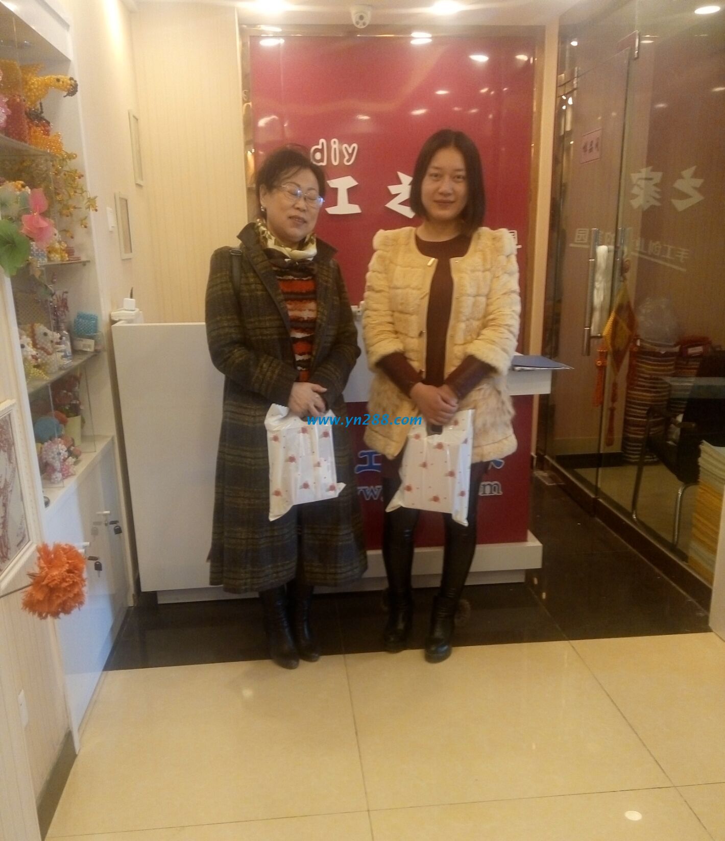 河南周口張女士與吉林松原劉女士相遇手工活之家，結(jié)下深厚友誼(圖1)