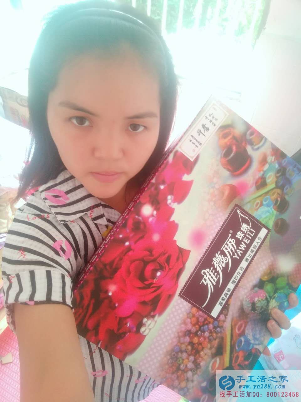 在家?guī)殞氁材茏龅氖止せ?廣東陳女士業(yè)余時(shí)間做手工活賺錢 在家?guī)殞氁材茏龅氖止せ?廣東陳女士業(yè)余時(shí)間做手工活賺錢