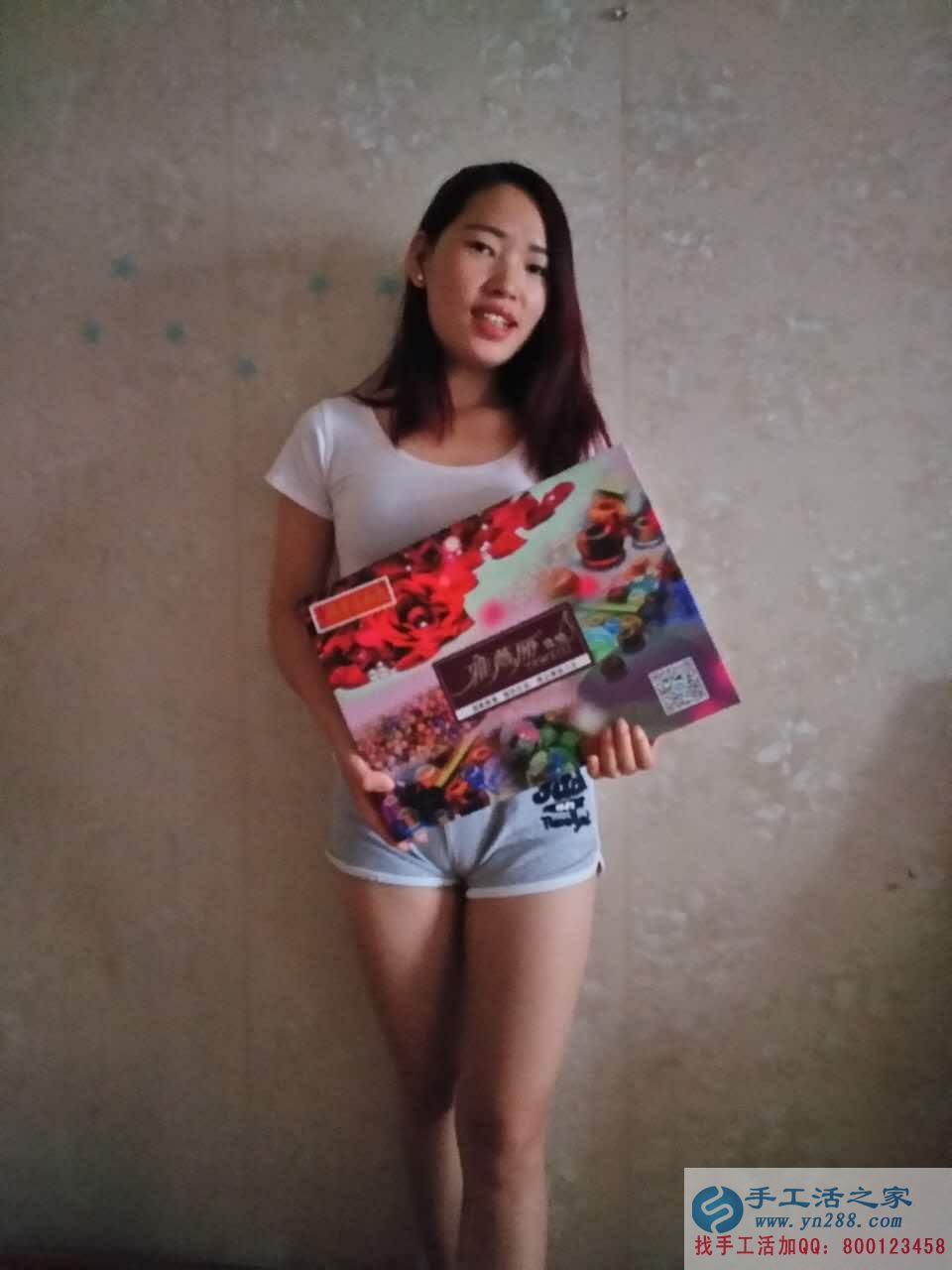 四川成都時尚女孩做手工活串珠繡加工兼職好項目 四川成都時尚女孩做手工活串珠繡加工兼職好項目