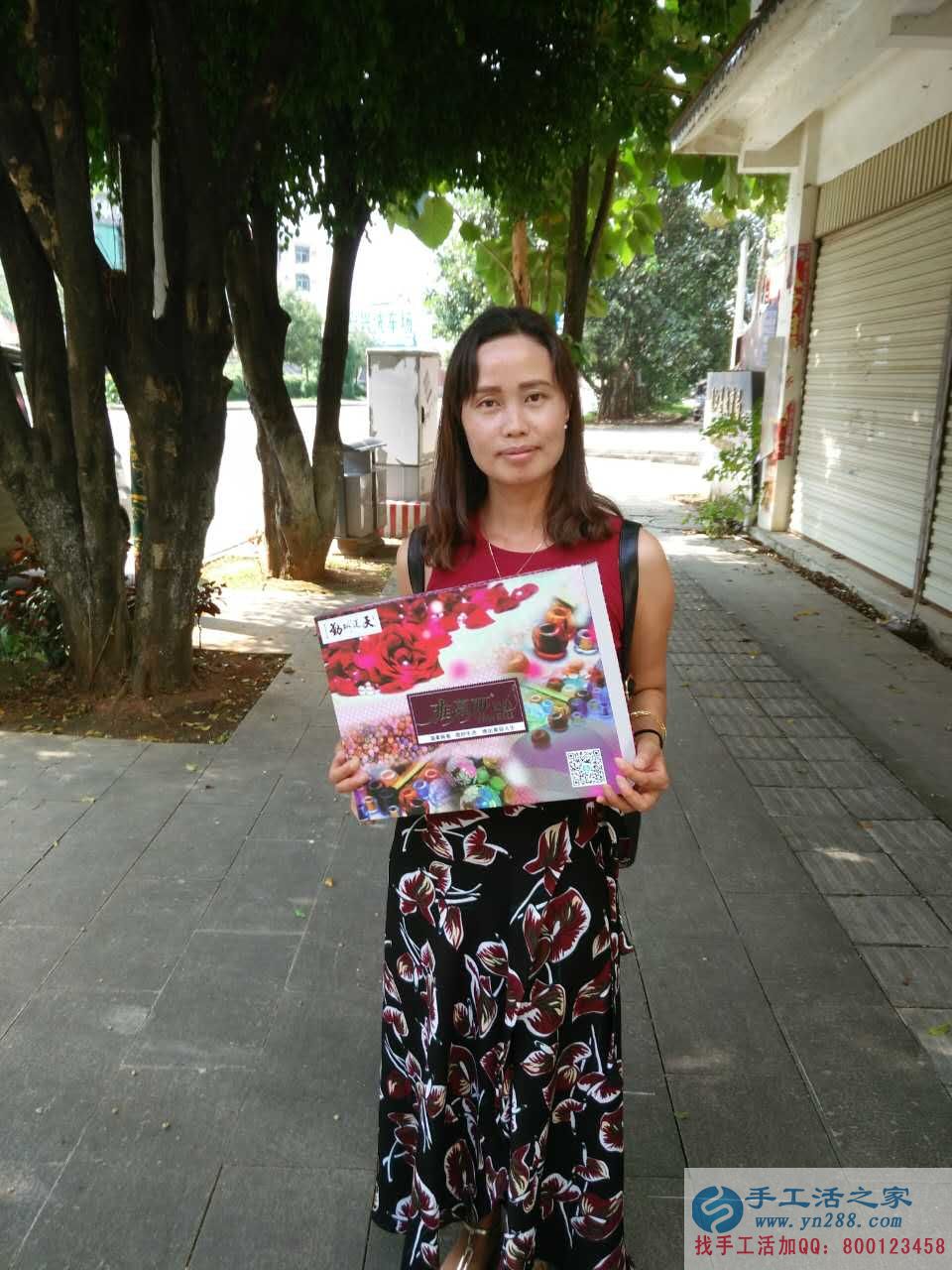 云南德宏州郭女士找到可以在家做的手工活串珠繡無押金手工活 云南德宏州郭女士找到可以在家做的手工活串珠繡無押金手工活
