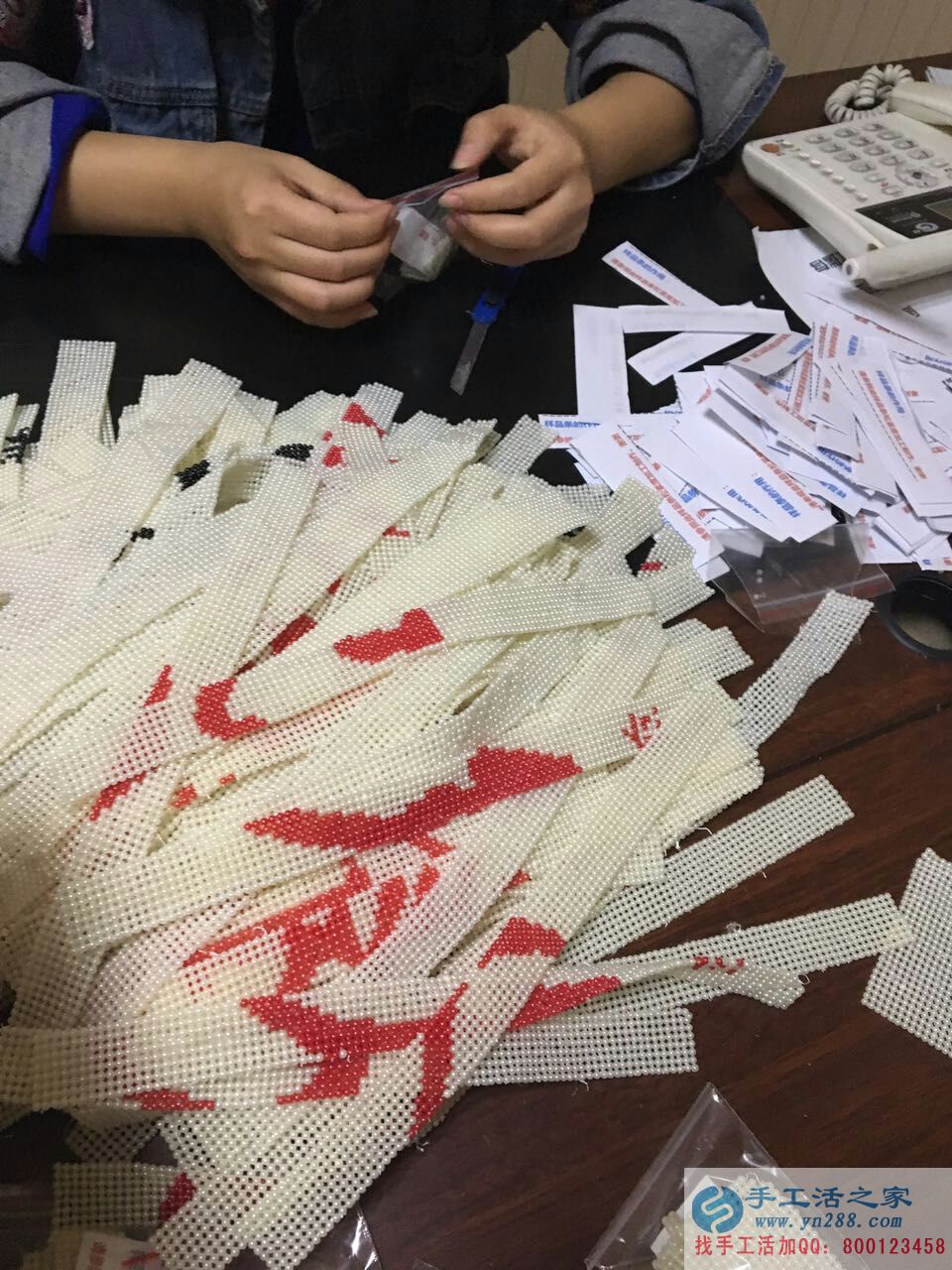 福建福州阿先生組織人做手工活賺錢讓當地婦女不再打麻將 福建福州阿先生組織人做手工活賺錢讓當地婦女不再打麻將