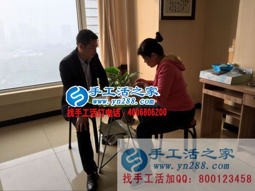 河南洛陽(yáng)王女士勤勞靠雙手做手工活串珠繡加工賺錢致富 河南洛陽(yáng)王女士勤勞靠雙手做手工活串珠繡加工賺錢致富