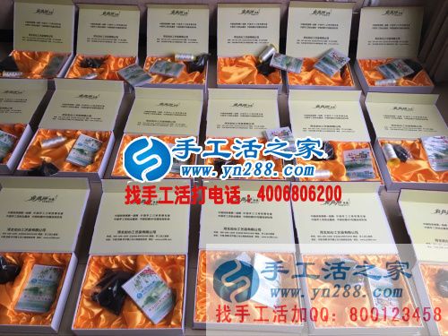 廣西羅女士找到家庭致富新項(xiàng)目手工活串珠繡加工賺錢 廣西羅女士找到家庭致富新項(xiàng)目手工活串珠繡加工賺錢