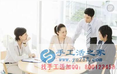 冬季兼職哪家強？遼寧錦州李女士看準(zhǔn)手工活之家外發(fā)項目，在家串珠掙錢