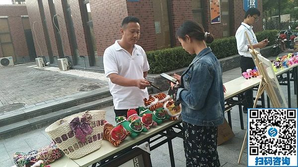 助力創(chuàng)新創(chuàng)業(yè)、綻放手工風(fēng)采--------記手工之家參加邯鄲市叢臺(tái)區(qū)創(chuàng)業(yè)項(xiàng)目展銷活動(dòng)(圖2)