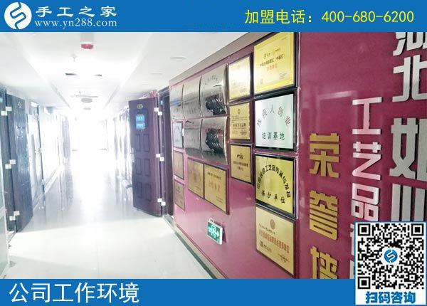 反客為主？江西新建周女士開店之余做彩珠繡免押金手工活掙錢