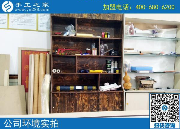 沒有不愛孩子的媽媽，黑龍江安達(dá)賁女士做串珠手工活加工項目賺錢為孩子