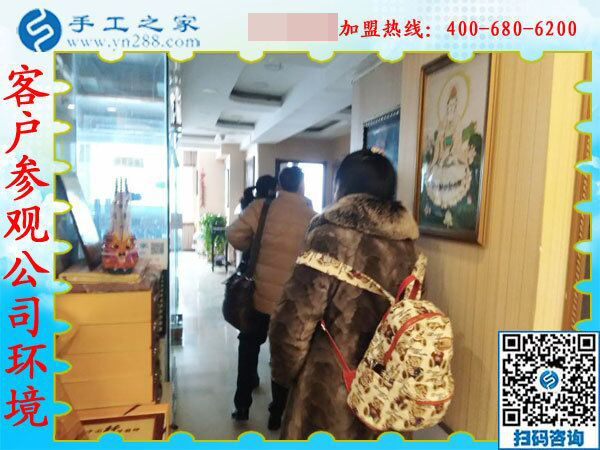 都是自己嚇自己，浙江溫州陳女士成功交付這個(gè)免押金手工活的成品后說(shuō)