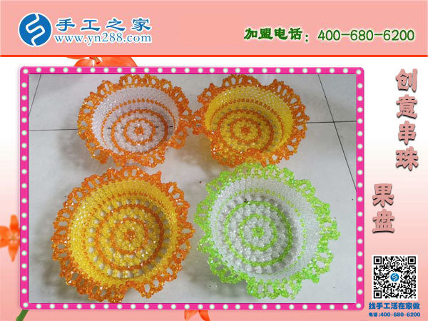 農(nóng)村家庭婦女想在家掙錢，這一種方法不錯(cuò)。河北唐山韓女士找到可以帶回家做的手工活