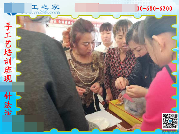 年輕人都愛(ài)外出闖蕩，她不出門(mén)卻一樣掙錢(qián)，山西翼城李女士做的啥？