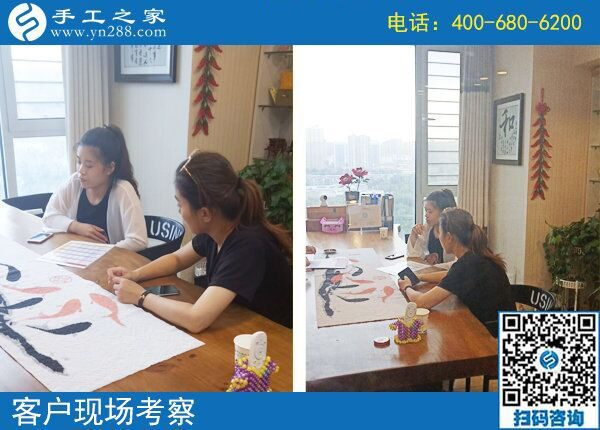 適合婦女在家做的手工活，這兩位女士選擇手工之家勵志珠(圖1)