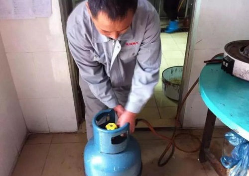 防騙在行動，手工之家提醒農民朋友，這些騙局要注意，也許就在你的身邊(圖1)