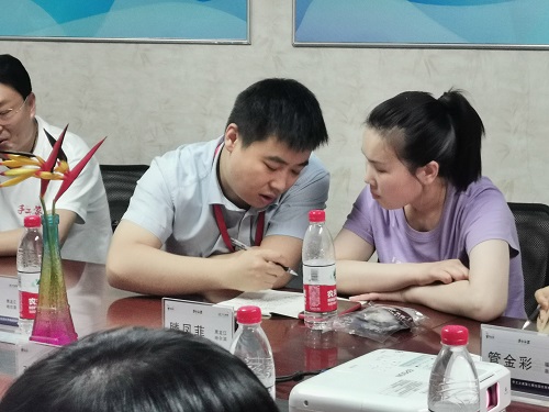 一起做非遺手工勵志珠珠繡-------記手工之家第三期全國優(yōu)秀繡娘陪訓(xùn)會 一起做非遺手工勵志珠珠繡-------記手工之家第三期全國優(yōu)秀繡娘陪訓(xùn)會