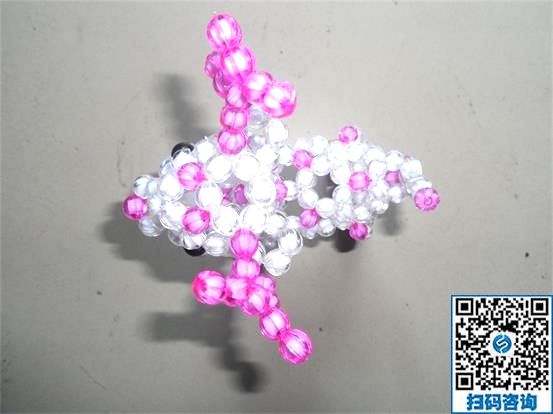 可以拿到家里的手工，一家老少皆可做，簽訂回收合同(圖1)