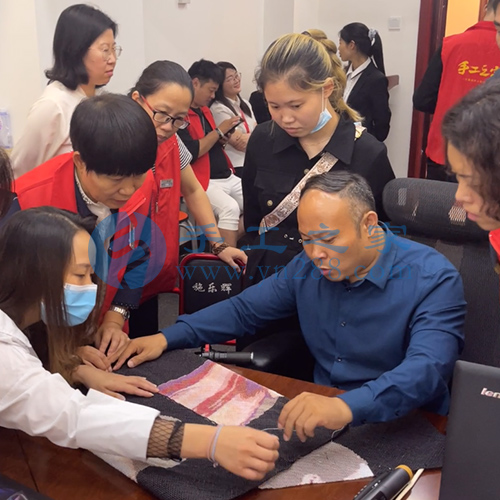 做這里的手工活外發(fā)加工錢賺得快，生活有保障(圖1)