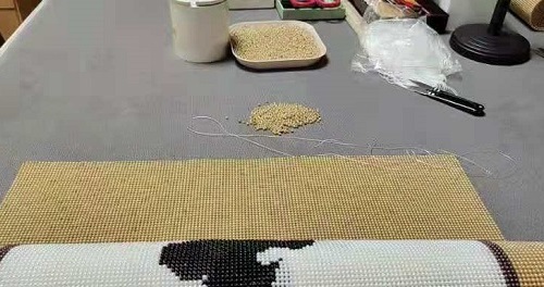 在家做手工活加工外包賺錢增收會耽誤主業(yè)嗎？(圖1)