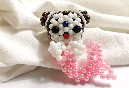 寄回家做手工活,大家選擇有多重保障的串珠繡手工(圖1)