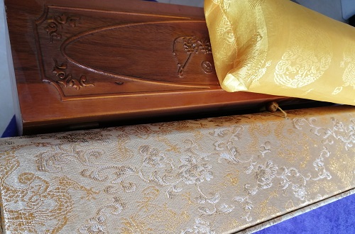 在家做外放手工活加工掙錢增收吸引哪些人呢?(圖1)