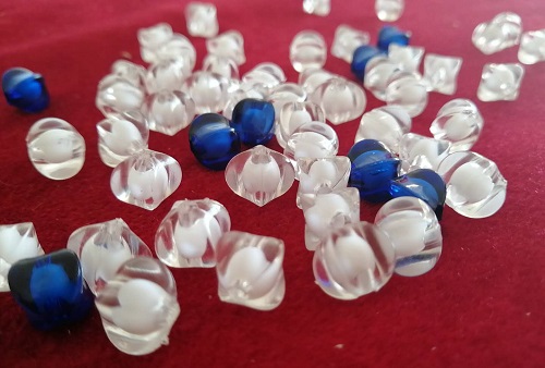 手工活串珠繡外發(fā)，寄回家做的手工活，大家都挺喜歡(圖1)