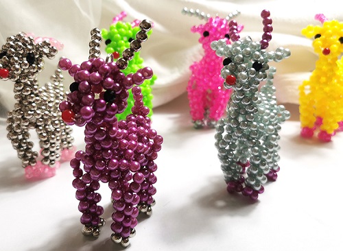 在家做外發(fā)加工手工活一年四季天天有活兒干嗎？(圖1)