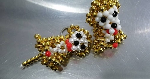 把外發(fā)手工活領(lǐng)回家，這樣做常年有穩(wěn)定的收入(圖1)