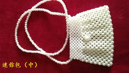 8月17日，可在家做的兼職手工活，想接正規(guī)廠家手工項(xiàng)目,做手工傳承官，在手工之家，重合作、重服務(wù)，圖為串珠米珠繡純手工產(chǎn)品剪影