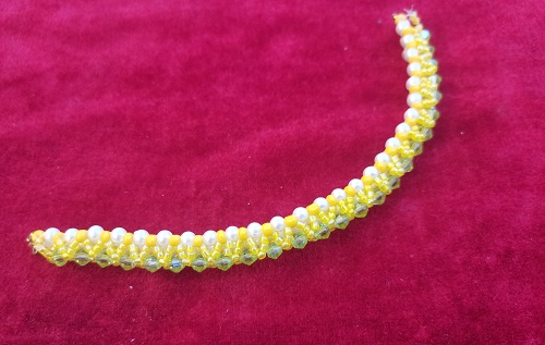 9月27日，拿回家做的手工活，在家掙錢的好副業(yè)創(chuàng)業(yè)，做手工傳承官，手工之家的手工事業(yè)給了大家多掙錢的機(jī)遇，圖為串珠米珠繡手工產(chǎn)品剪影