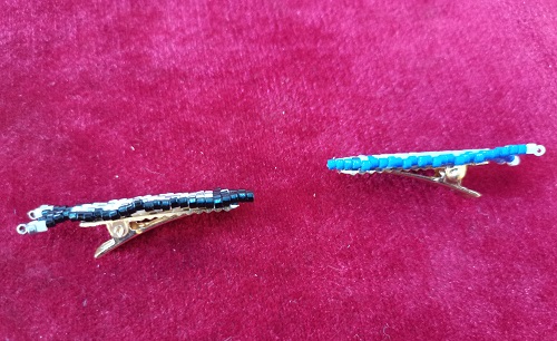 12月6日，可在家做的兼職手工活，想接正規(guī)廠家的手工，小成本創(chuàng)業(yè)做手工傳承官，與手工之家合作，大家掙錢的渠道很多，自由選擇，圖為串珠米珠繡純手工產品剪影