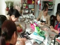 非遺珠繡手工活項(xiàng)目進(jìn)鄉(xiāng)村，農(nóng)村婦女農(nóng)閑變農(nóng)忙