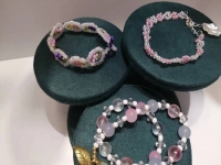 在家能做的手工活兼職，因?yàn)榧兪止ぃ@里加工銷售都好做