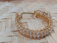 加工手工活一手貨源在哪里拿，串珠純手工讓大家放心掙錢(qián)增收