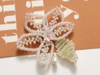 手工活兼職可帶回家，大家喜歡串珠純手工，因?yàn)橛袃?yōu)勢(shì)