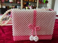 正規(guī)可靠的手工加工平臺，用線串珠，無論男女老少都能做，也都喜歡做