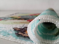 手工活接單正規(guī)平臺，串珠純手工收入好、機會多