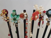 兼職手工活可以帶回家做，串珠純手工可以長期做、長期賺錢