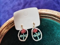 家里干的手工活兼職，利用空閑時(shí)間掙錢，純手工收入很好