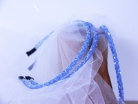 外發(fā)手工領(lǐng)回家做，純手工種類多，效率越高、收入越好