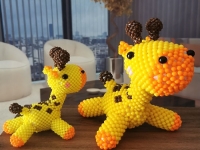 串珠米珠繡純手工產(chǎn)品展示，精美的掛件飾品