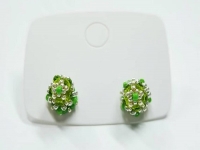 純手工產(chǎn)品串珠米珠繡展示，精美的耳飾之耳釘