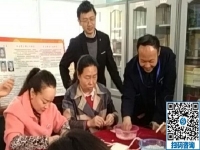 走進社區(qū)，讓珠繡手工成為大家脫貧致富的一件法寶！----記手工之家走進社區(qū)培訓串珠手工活動