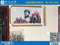 手工之家企業(yè)里掛滿了裝裱好的平面珠繡，大氣、漂亮