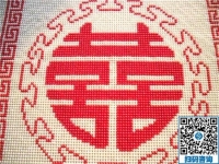 在家利用帶娃之余做珠繡手工活加工，寶媽感到很開心