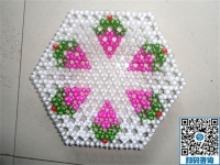 創(chuàng)意串珠小飾品精美環(huán)保時(shí)尚讓許多人愛不釋手，是居家賺錢好項(xiàng)目