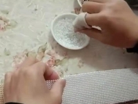 農(nóng)閑更賺錢，剛忙完麥?zhǔn)眨置ζ鸩手槔C加工來……