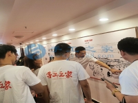 手工之家為大眾提供平等就業(yè)，男女老少都可以在家做手工活掙錢