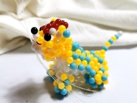 把正規(guī)可靠串珠外包手工活領(lǐng)回家，常年不愁沒錢賺