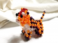 手工種類繁多，選擇外發(fā)加工手工活在家做有訣竅