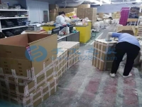 天氣越來越熱，在家做手工活加工掙錢又輕松